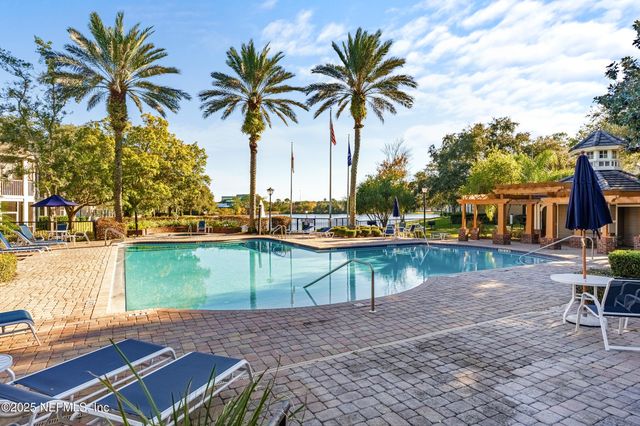 10000 GATE Parkway 613, Jacksonville, FL 32246