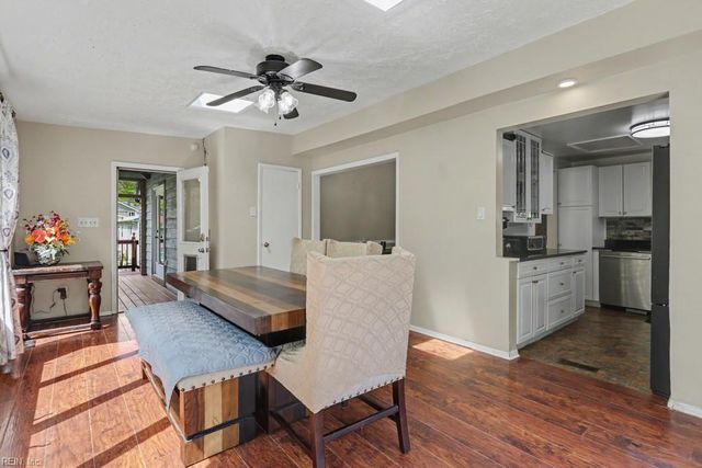 19 Cathy DR, Newport News, VA 23608
