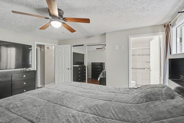 19 Cathy DR, Newport News, VA 23608