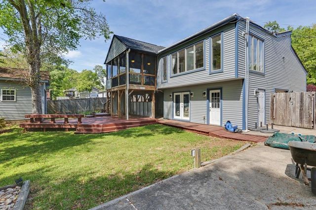 19 Cathy DR, Newport News, VA 23608