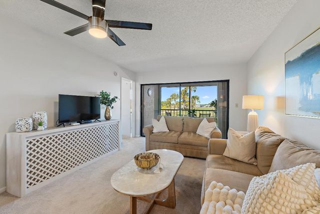 13369 Touchstone Place 203, Palm Beach Gardens, FL 33418