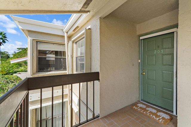 13369 Touchstone Place 203, Palm Beach Gardens, FL 33418
