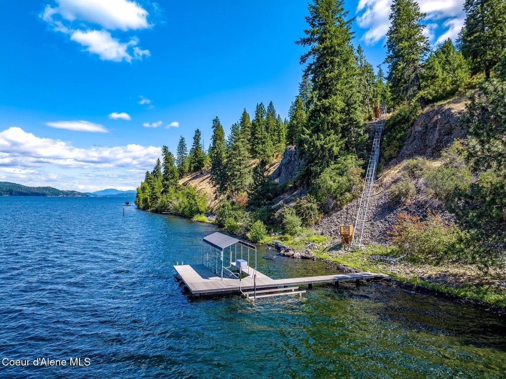 19695 S HEADLANDS DR, Harrison, ID 83833
