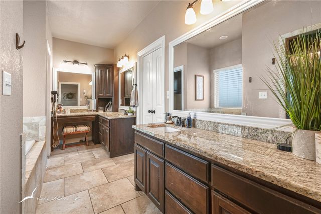 318 Whiterock Drive, Abilene, TX 79602