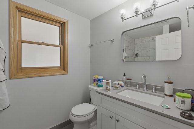 2033 W HURON Street 2, Chicago, IL 60612