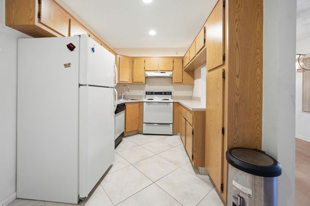 801 Sky Pine Way A2, Greenacres, FL 33415