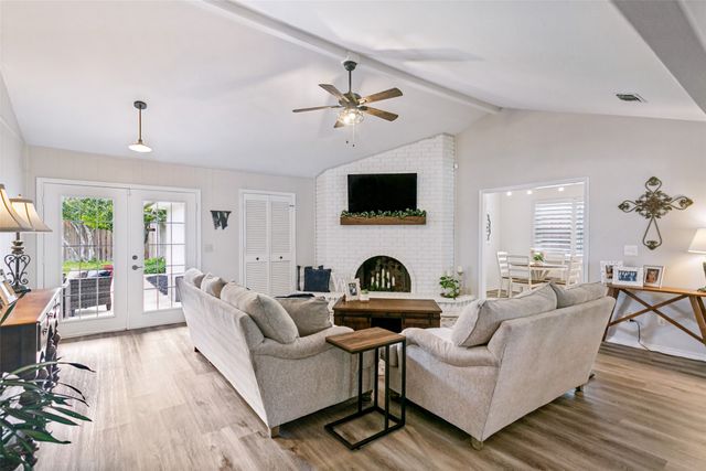 2516 Fairview Drive, Plano, TX 75075