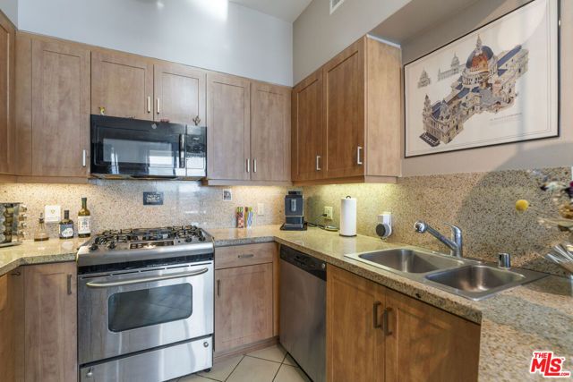 267 S San Pedro Street 602, Los Angeles, CA 90012
