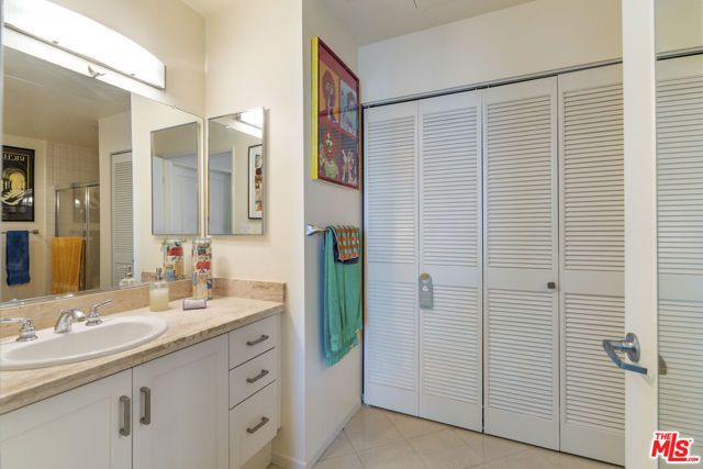 267 S San Pedro Street 602, Los Angeles, CA 90012