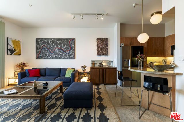 267 S San Pedro Street 602, Los Angeles, CA 90012