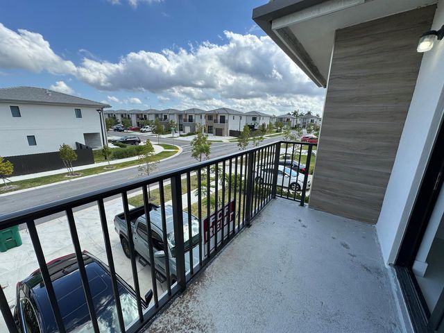 205 NW 12th Court, Florida City, FL 33034