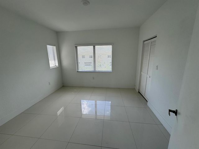 205 NW 12th Court, Florida City, FL 33034