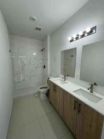205 NW 12th Court, Florida City, FL 33034