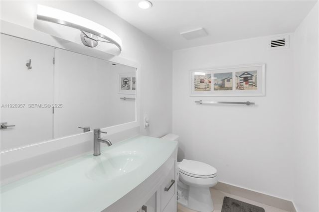 1849 S Ocean Dr 212, Hallandale Beach, FL 33009