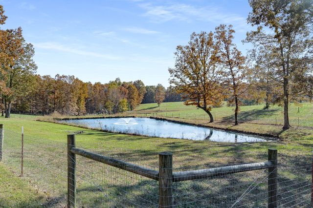 3258 Summertown Hwy, Summertown, TN 38483