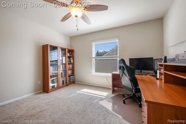 1086 Paddock Drive, South Lyon, MI 48178