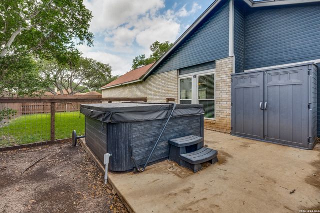 3215 MORNING CRK, San Antonio, TX 78247