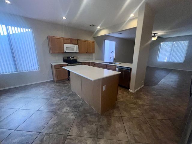 7052 E Keats Avenue, Mesa, AZ 85209