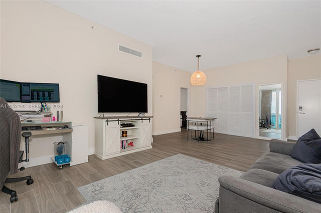 3001 S Ocean Dr 1639, Hollywood, FL 33019