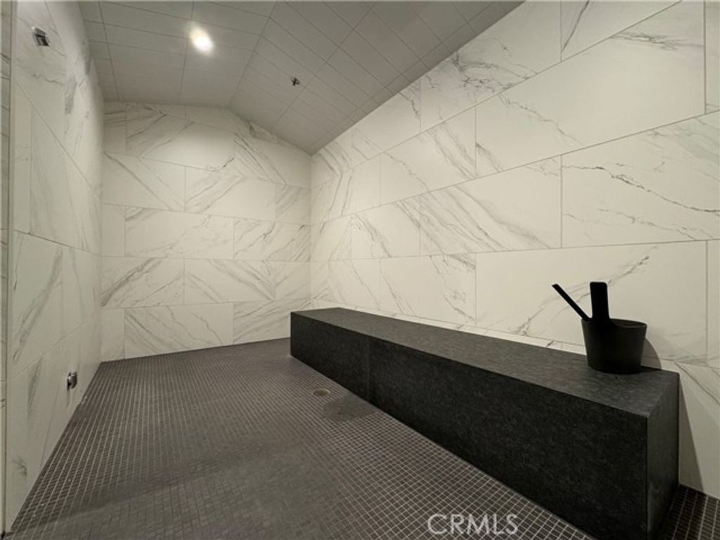 877 Francisco 1801, Los Angeles, CA 90017