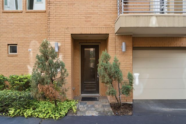 5531 Venice Street, Houston, TX 77007