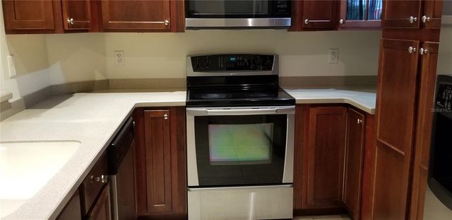 8082 MOONSTONE DRIVE 17-101, Sarasota, FL 34233