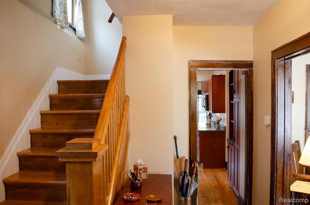 21741 Edna Street, Dearborn, MI 48124