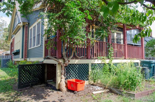 21741 Edna Street, Dearborn, MI 48124