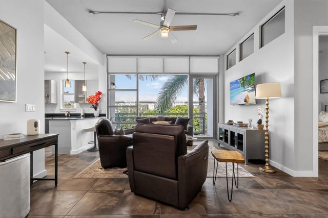 365 SE 6th Avenue 309, Delray Beach, FL 33483