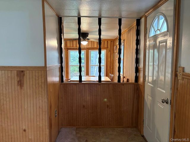 39 Hartung Road, Highland Lake, NY 12743