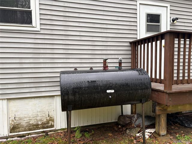 39 Hartung Road, Highland Lake, NY 12743