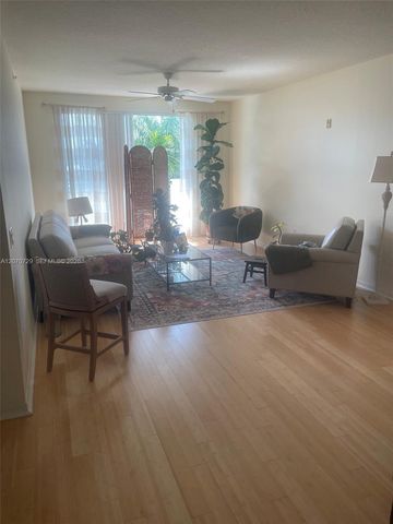 2401 NE 65th Street 511, Fort Lauderdale, FL 33308