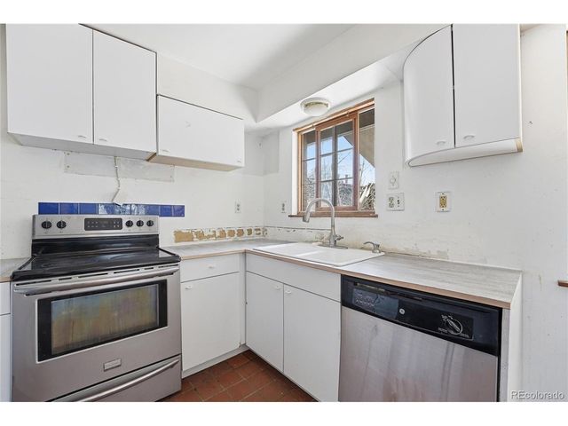 358 S Troy St, Aurora, CO 80012