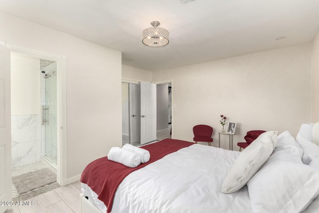 1532 W NORTHERN Avenue, Phoenix, AZ 85021