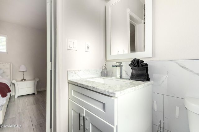 1532 W NORTHERN Avenue, Phoenix, AZ 85021