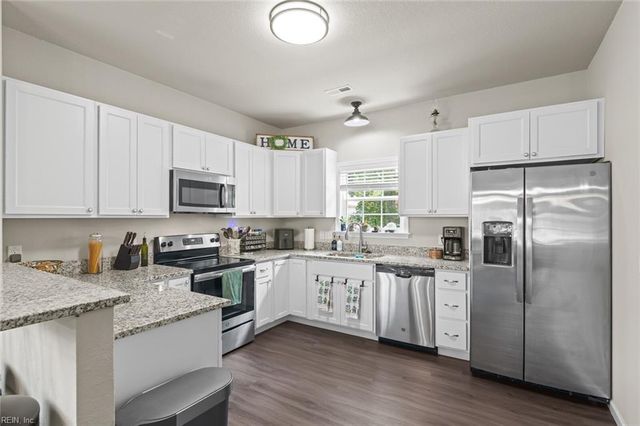 1903 Holladay ST, Portsmouth, VA 23704