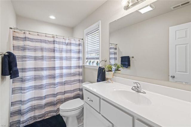 1903 Holladay ST, Portsmouth, VA 23704