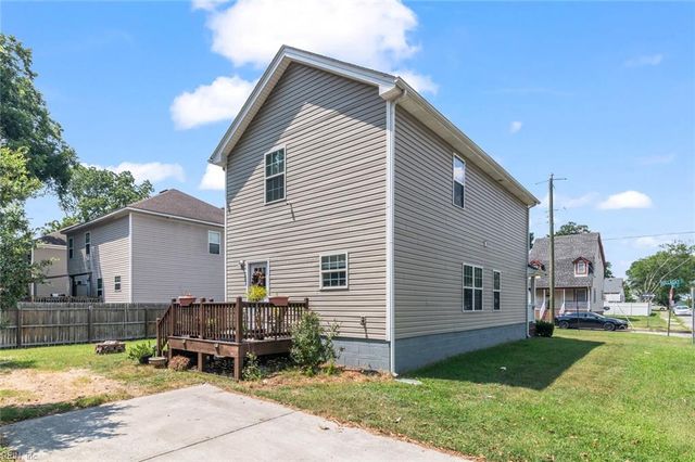 1903 Holladay ST, Portsmouth, VA 23704