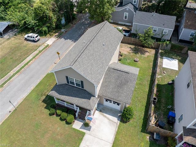 1903 Holladay ST, Portsmouth, VA 23704