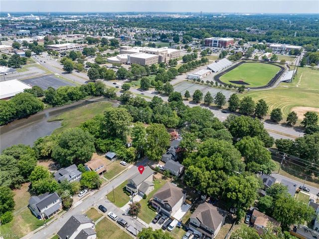 1903 Holladay ST, Portsmouth, VA 23704
