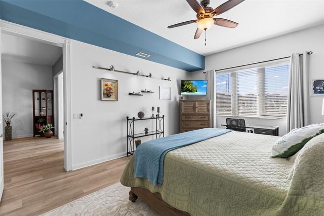 9 Harbour Isle Drive 102, Hutchinson Island, FL 34949