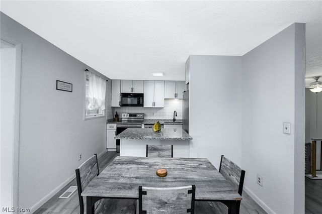 925 Gayer Drive, Medina, OH 44256