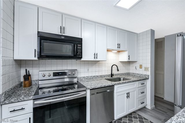 925 Gayer Drive, Medina, OH 44256