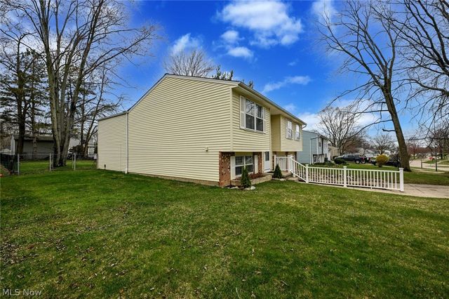 925 Gayer Drive, Medina, OH 44256