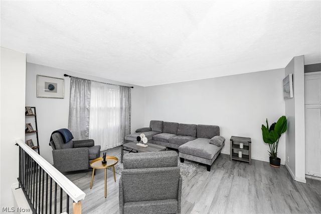 925 Gayer Drive, Medina, OH 44256