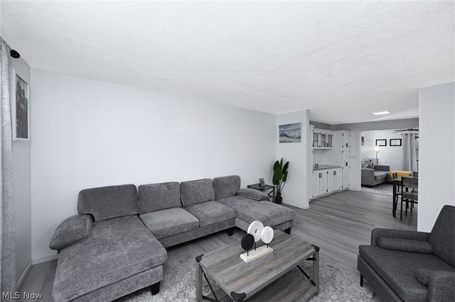 925 Gayer Drive, Medina, OH 44256