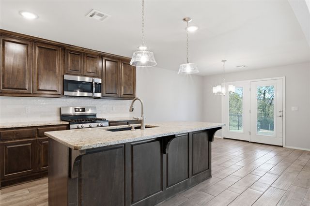23016 E 102nd Place S, Broken Arrow, OK 74014