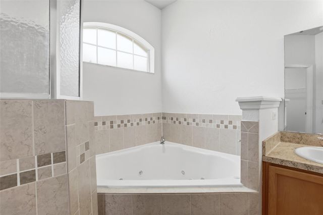 720 OVERLOOK GROVE DR, Winter Haven, FL 33884