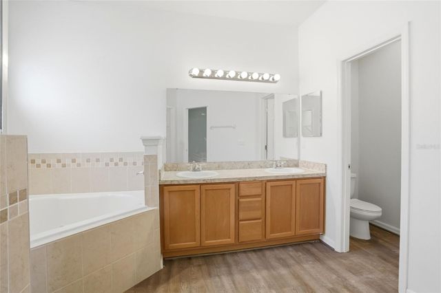 720 OVERLOOK GROVE DR, Winter Haven, FL 33884