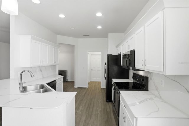 720 OVERLOOK GROVE DR, Winter Haven, FL 33884